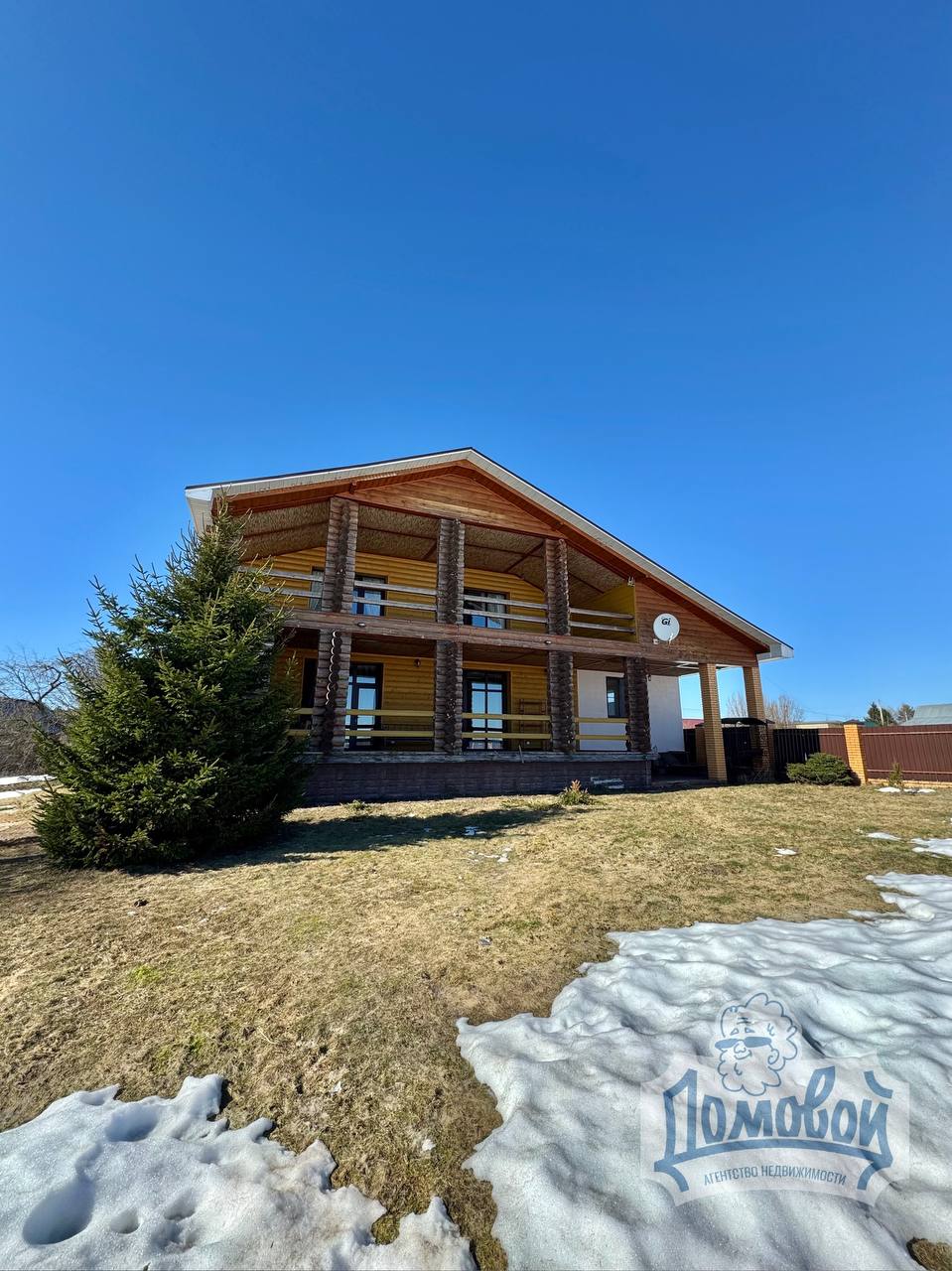 Коттедж 328,3 кв. м на участке 10 соток