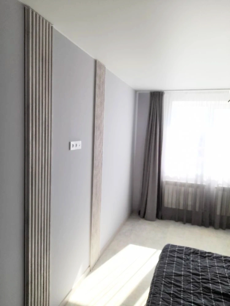 2-к. квартира, 58 кв. м., 1/3 эт.